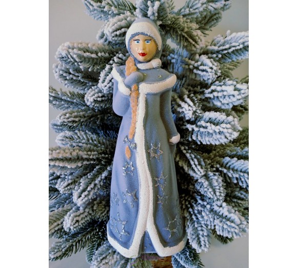 Фигура "Снегурочка" в бархате 28см, цвет в ассортименте